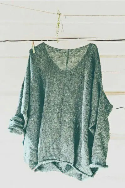 Solid Color Long Sleeve V-Neck Knit Top