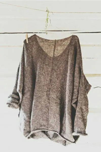Solid Color Long Sleeve V-Neck Knit Top